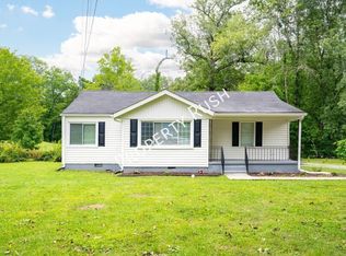 1524 Happy Valley Rd, Rossville, GA 30741