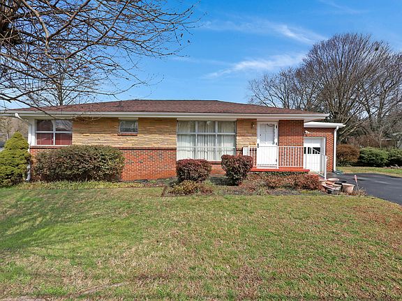 2nd image of 111 Passons Rd