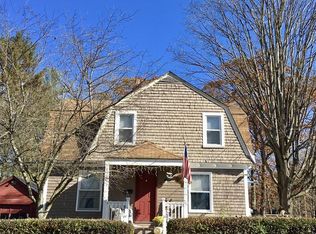 15 W High St, Erving, MA 01344