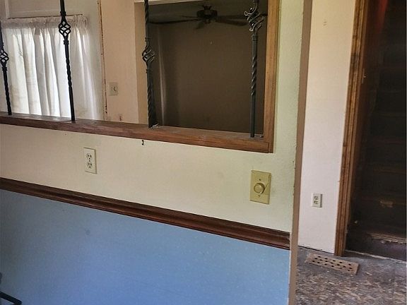 5th image of 126 Shenango St