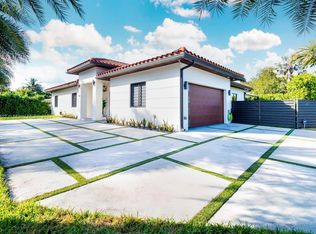 9905 SW 56th St, Miami, FL 33165