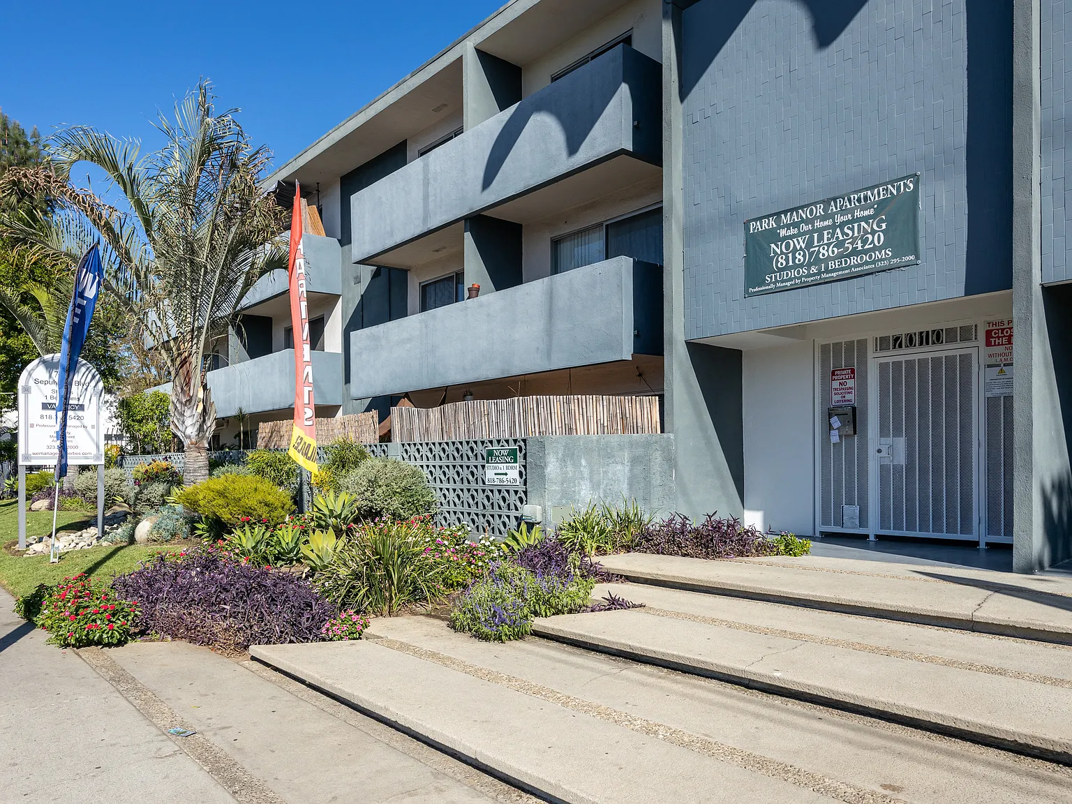 Park Manor Apartments — Photo 3