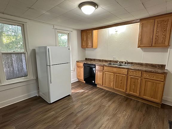 5th image of 44 Vandine Pl NE