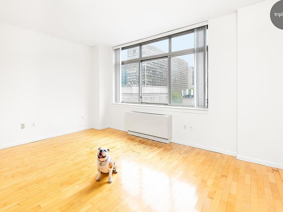 1st image of 250 E 30th St APT 5C