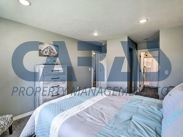 964 Burdock Dr — Photo 2