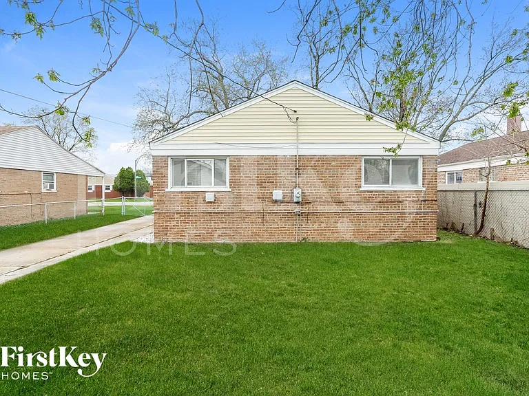 4600 W 79th Pl — Photo 15