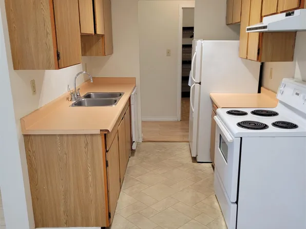 8500 Lansdowne Rd #218, Richmond, BC V6X 3G4