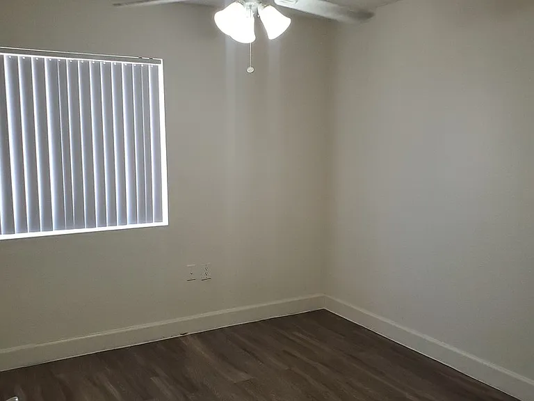 3637 W Angela Dr — Photo 28