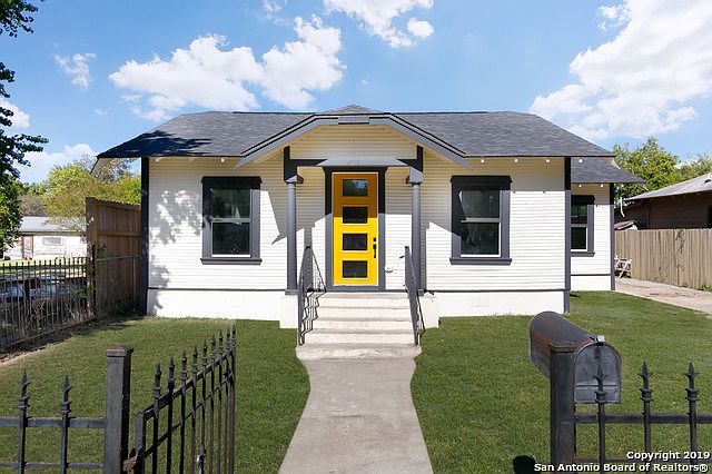 1st image of 425 Kayton Ave