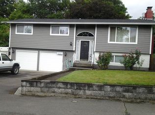 4235 SE Vineyard Rd, Milwaukie, OR 97267