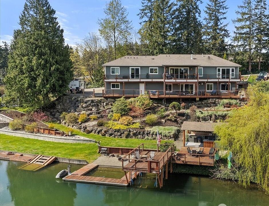 1st image of 3231 Deer Island Drive E