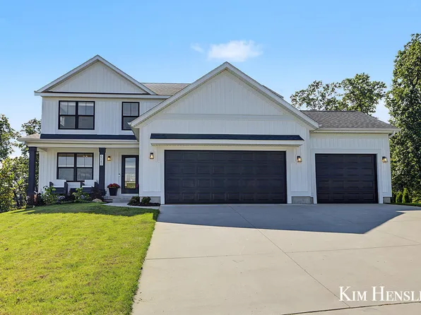 6343 Bentley Dr NE, Belmont, MI 49306