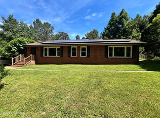 806 Sunset Dr, Carthage, NC 28327