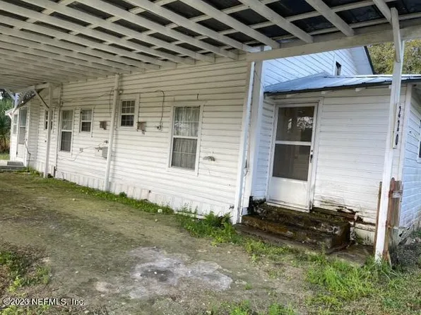 220 SW 3RD, Lake Butler, FL 32054