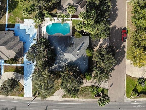 3rd image of 1501 Vina Ave