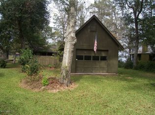 728 Lake Shore Ter, Interlachen, FL 32148