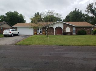 151 N Nike St, Hecker, IL 62248