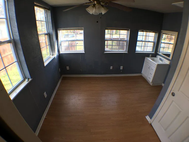 4602 Elwood Rd — Photo 1