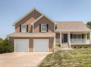 4509 NE Skyview Dr, Lees Summit, MO 64064