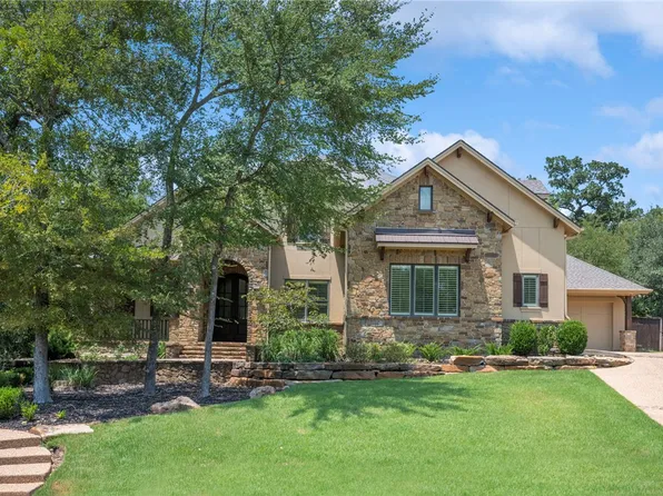 3201 Willow Ridge Dr, Bryan, TX 77807