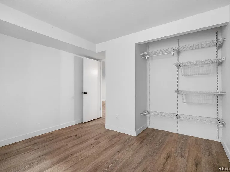 15974 E Baltic Pl — Photo 27