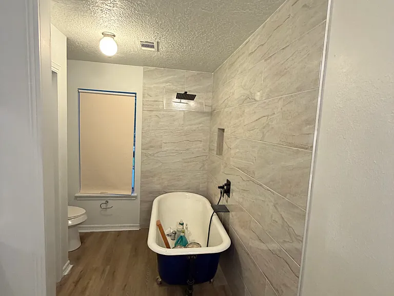 7218 Holder Forest Ct — Photo 14