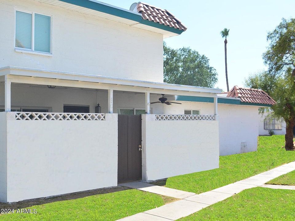 1st image of 2132 W GLENROSA Avenue #C85