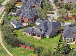 5330 Briarwick Meadow Ln, Sugar Land, TX 77479