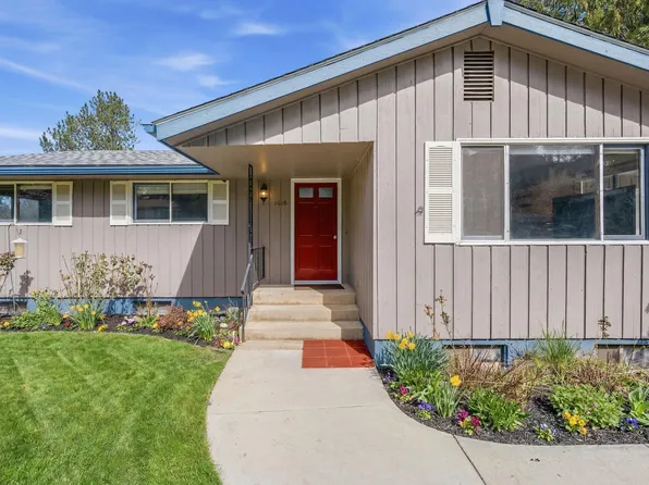1810 NW Deane St, Pullman, WA 99163