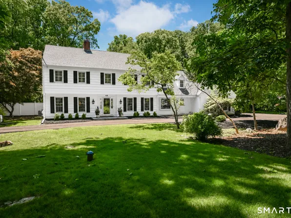 4A Maplecrest Drive, Danbury, CT 06811