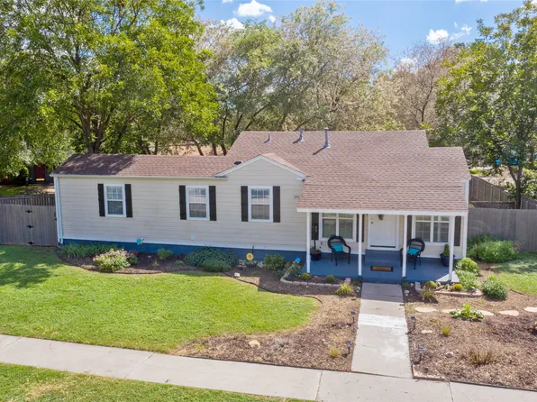 3909 Locke Ave, Fort Worth, TX 76107