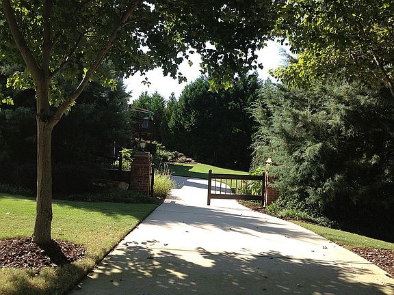 Back gate