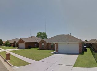 2716 SE 95th St, Moore, OK 73160