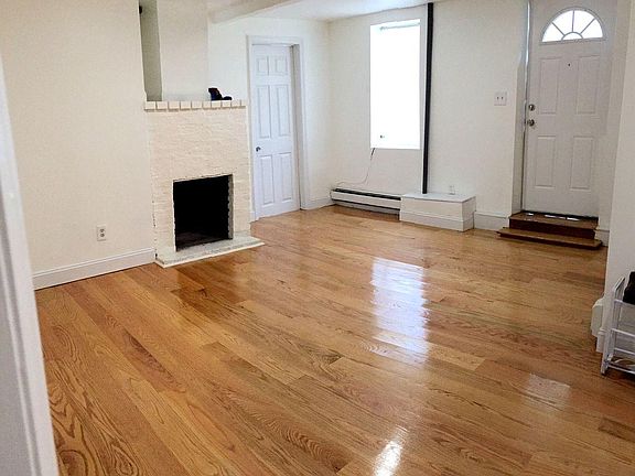2nd image of 75 Waverly St