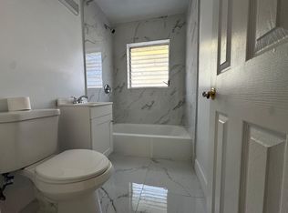 3520 NW 79th St #18, Miami, FL 33147