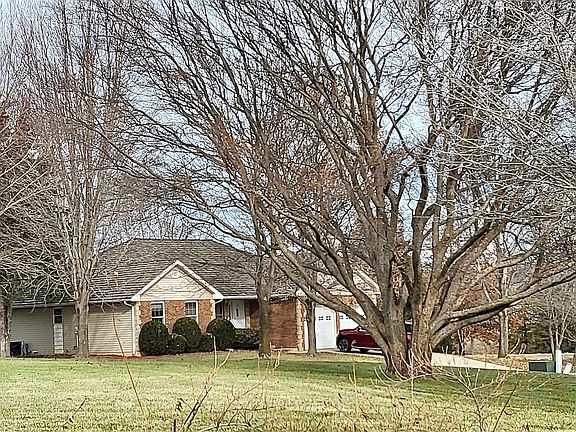 5th image of 2900 Sunny Brook Ct