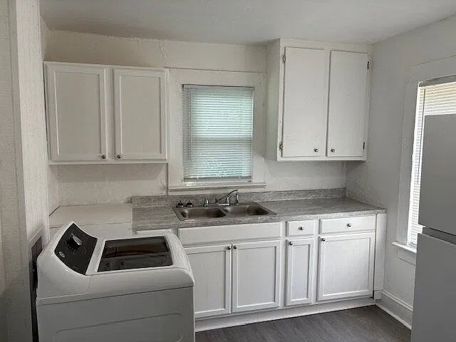 2 bed, 1.0 bath, 725 sqft, $800 — Photo 4