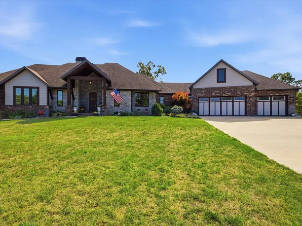 136 Arabian Way, Saddlebrooke, MO 65630
