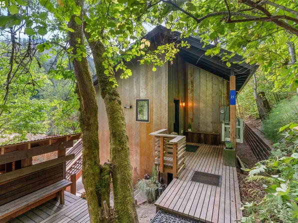 183 Condit Rd, White Salmon, WA 98672