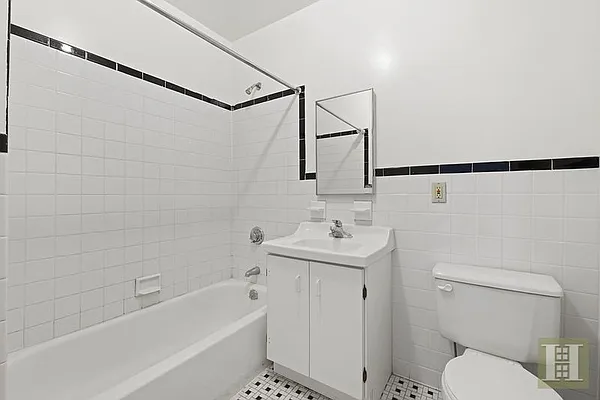 Rented by Halstead Real Estate | media 3