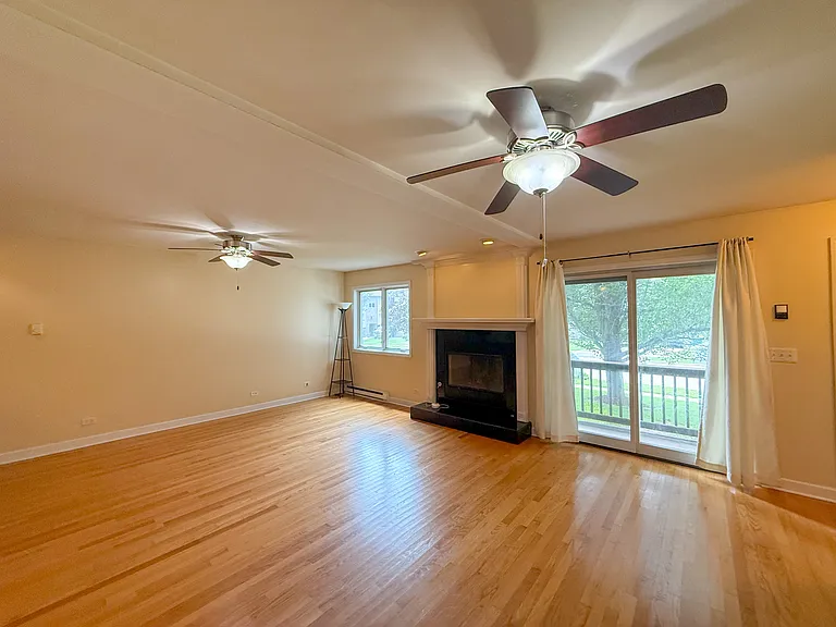 1556 W Stonehenge Dr #A — Photo 9