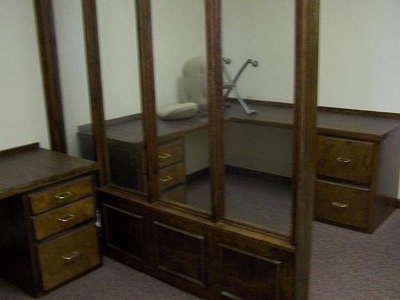 4th image of 410 E College St