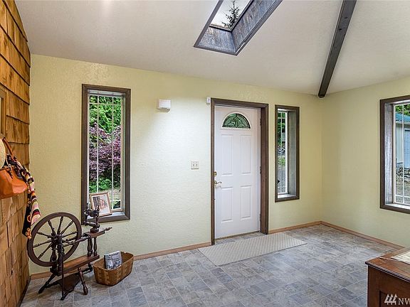 2nd image of 13472 Tenino Dr W