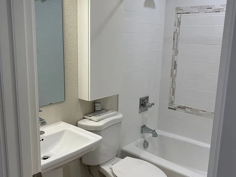 722 NE Prescott St #3 — Photo 41