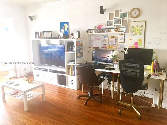 5th image of 7911 East Dr APT 5