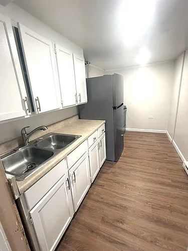 1008 Mount Vernon Ave Photo 1