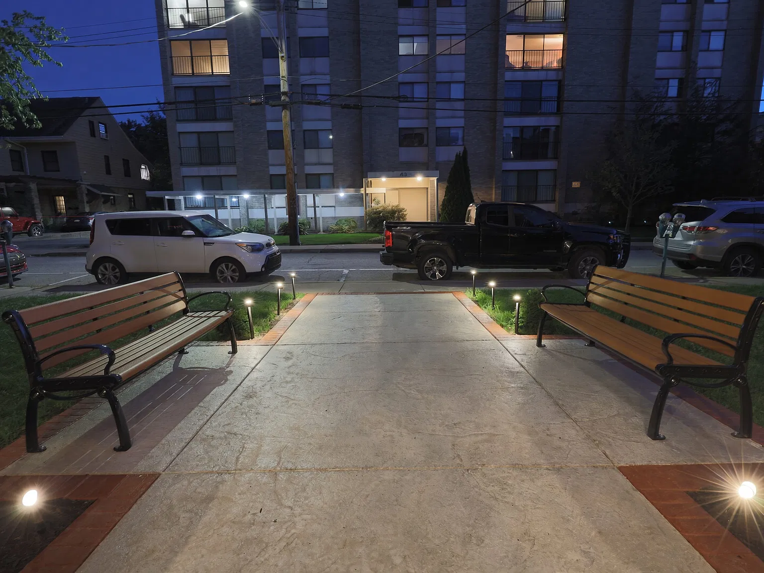 Apartments On Academy — Photo 4