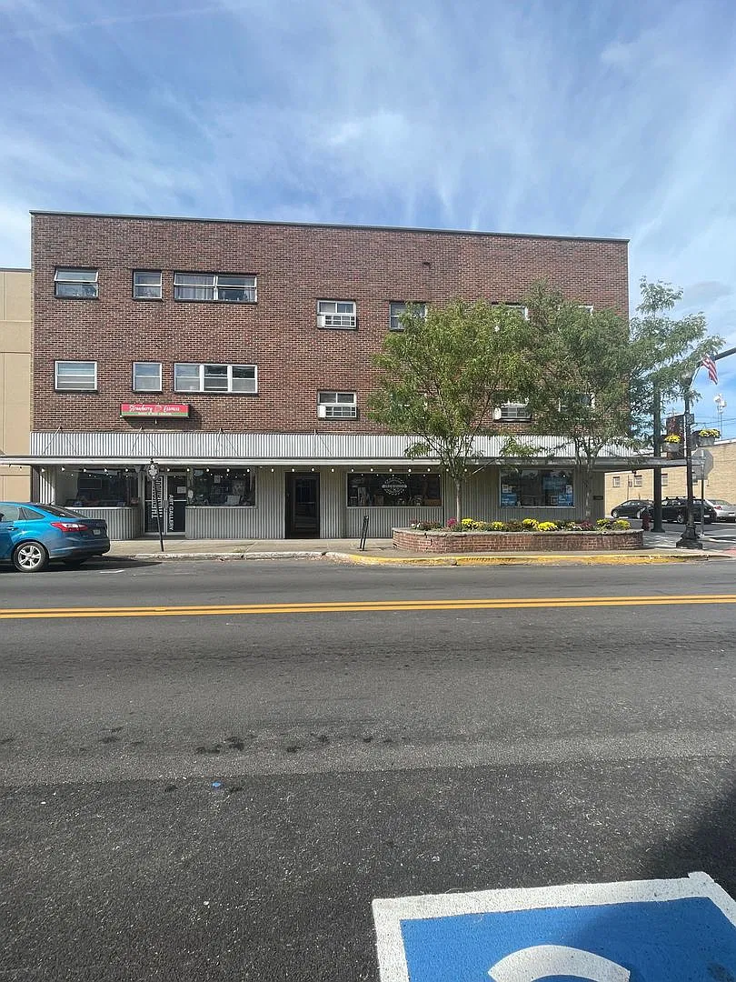 6354 - 34 E Main St. (Buckhannon) — Photo 1