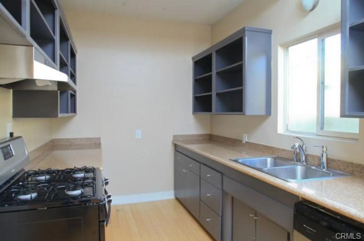 1 bed, 650 sqft, $2,750 — Photo 4