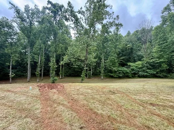 2274 Byrdstown Hwy, Livingston, TN 38570